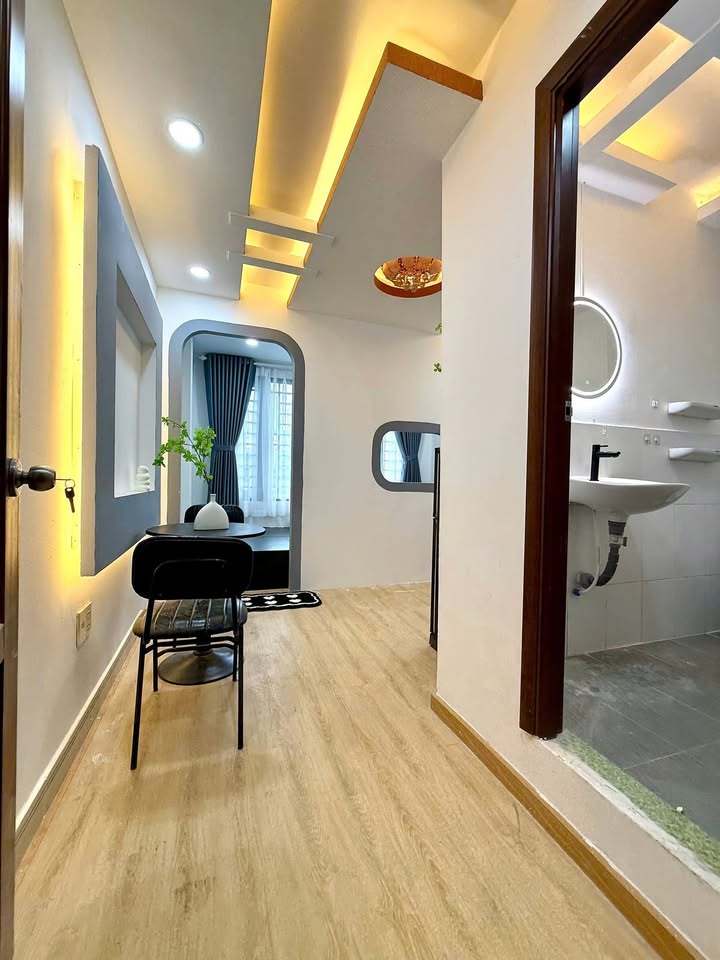 Nhà nhỏ cho thuê tại Tân Bình 37m² giá 6 triệu - Không gian thoáng mát, thích hợp cho gia đình!