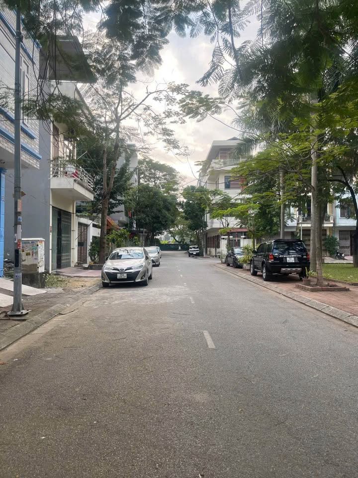 Lô đất Trần Đại Nghĩa, Kinh Bắc 92.7m² giá 8 tỷ - View vườn hoa thoáng mát!