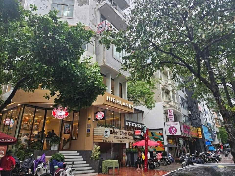 Front House cho thuê tại Lê Văn Lương, Thanh Xuân 100m² - Giá cực rẻ, vị trí đẹp!