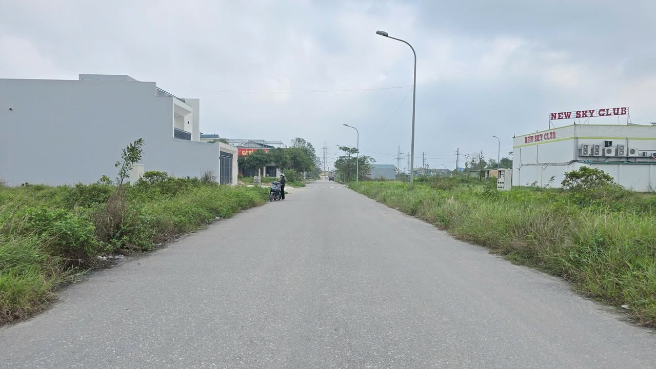 Đất nền Thạch Trung, Hà Tĩnh 144m² giá 3.1 tỷ - Vị trí đắc địa trung tâm!