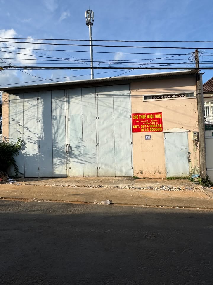 Cho thuê kho tại 146 Lê Thị Hồng Gấm, Pleiku 370m² - Giá thỏa thuận hấp dẫn!