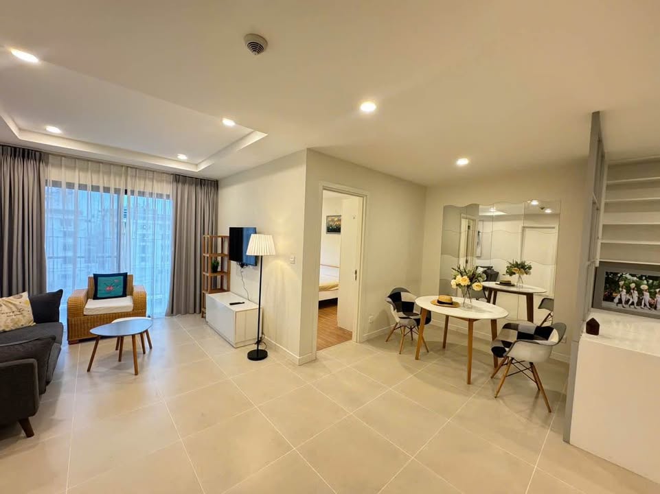 Căn hộ 2PN Chung cư Kosmo Tây Hồ 16 triệu/tháng - Nội thất đầy đủ, sẵn sàng vào ở!