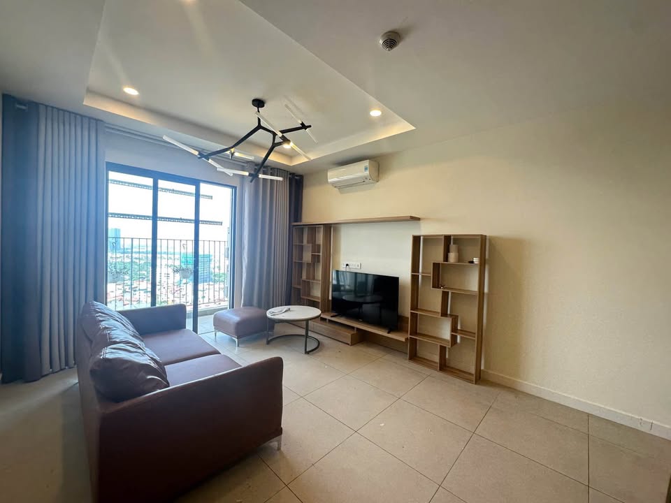 Căn hộ 2PN Chung cư Kosmo Tây Hồ 74.5m² giá 8.28 tỷ - Nội thất đầy đủ, giao dịch nhanh!