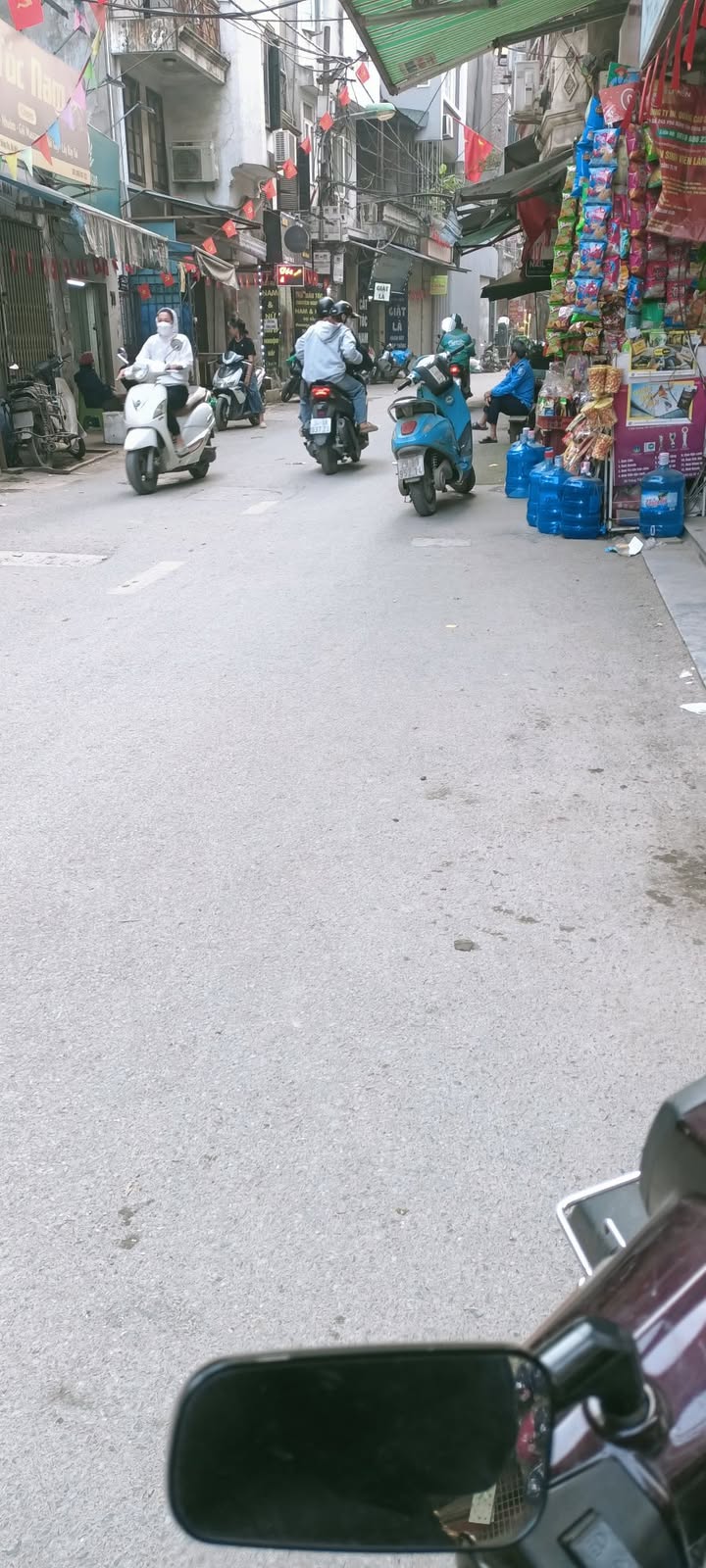 Nhà mặt phố Quan Nhân 27m² giá 9.1 tỷ - Lô góc kinh doanh đỉnh cao!