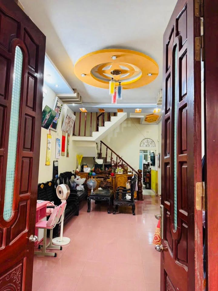 Nhà 2 tầng Thành Thái, Đông Thọ 65m² giá 3 tỷ - Chính chủ bán gấp!