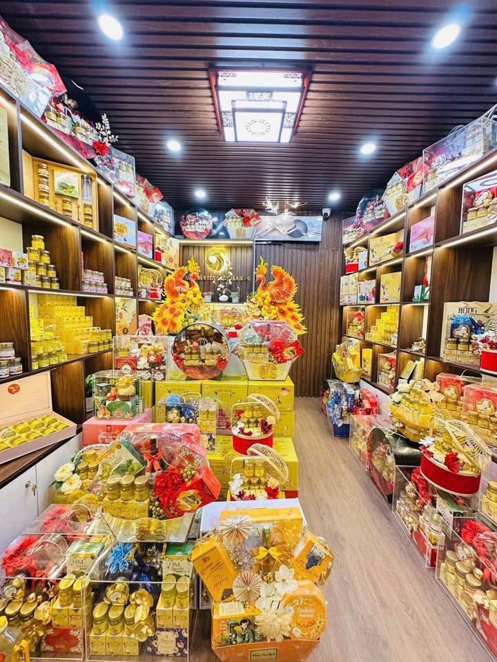 Nhà mặt phố Ngọc Lâm 30m² giá 18 triệu - Thích hợp kinh doanh ngay!