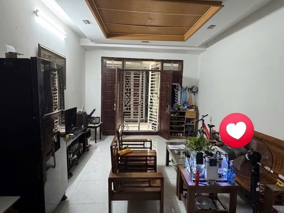 Nhà liền kề 5 tầng tại Thịnh Liệt Hoàng Mai 35m² giá chỉ 6.55 tỷ - Sổ đỏ chính chủ!