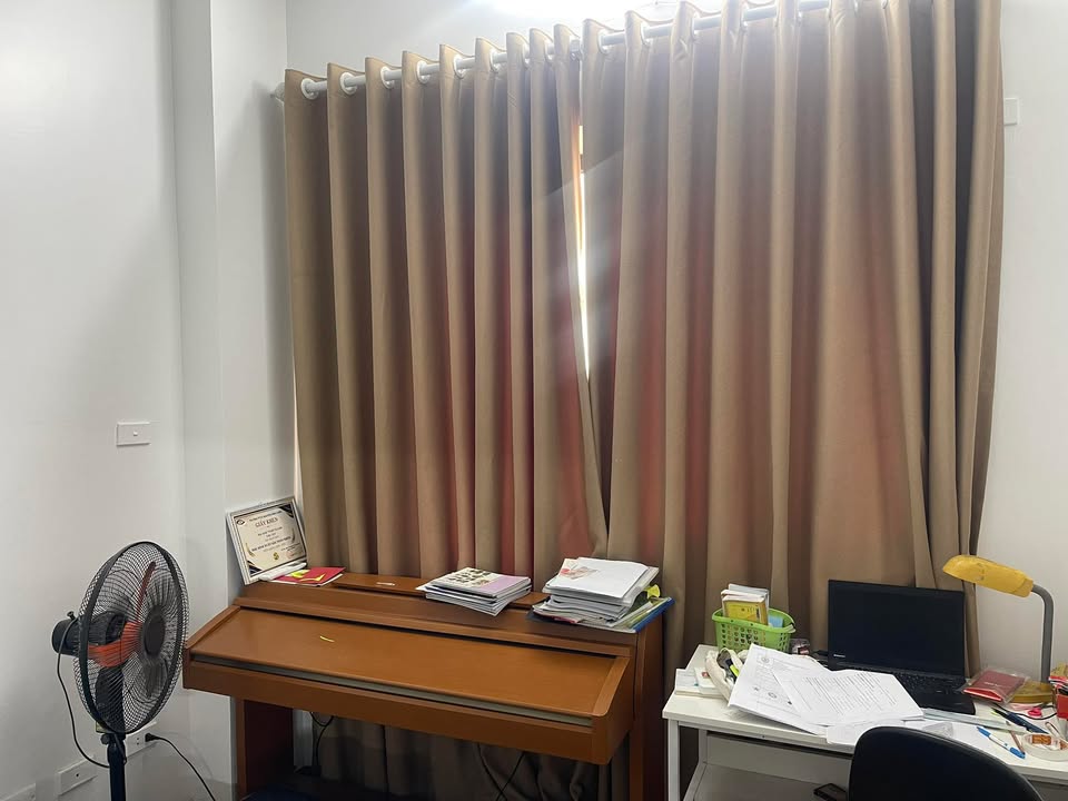 Căn hộ chung cư Lạc Trung 103m² giá 8.5 tỷ - Sổ đỏ chính chủ hiếm có!