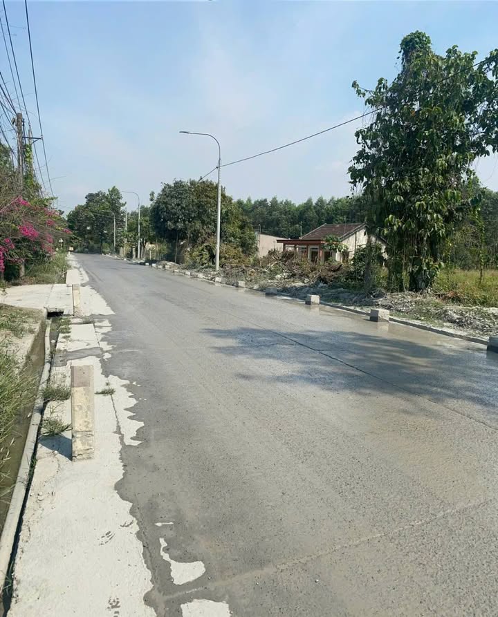 Đất nền 4000m² đường Tân Hiền, xã Thiện Tân - Giá 15 tỷ, 3 mặt tiền hấp dẫn!