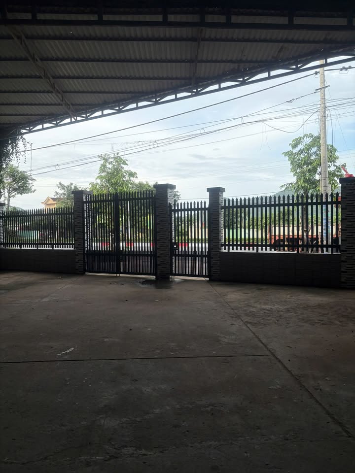 Đất mặt tiền đường Nguyễn Tất Thành, Long Hải 500m² giá 12 tỷ - Sổ hồng chính chủ!