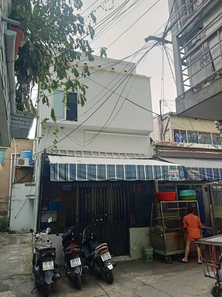 Nhà riêng Gò Vấp 40m² giá 4.2 tỷ - Vị trí trung tâm, thuận tiện sinh sống!