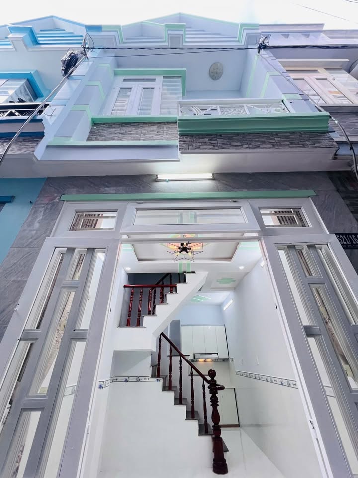 Nhà phố Thới An, quận 12, 19m² giá 1.35 tỷ - Pháp lý sổ hồng chung, tiện ích đầy đủ!