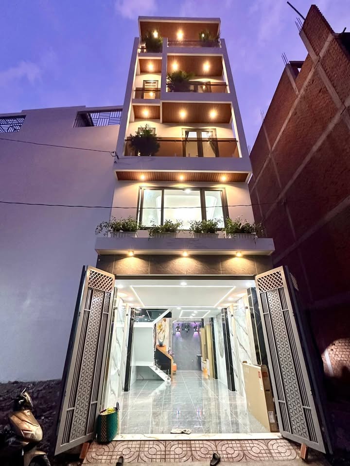 Nhà Tô Ngọc Vân, Phường Thới An, Quận 12 - 60m² giá 6.25 tỷ - Sổ hồng riêng, Full nội thất!