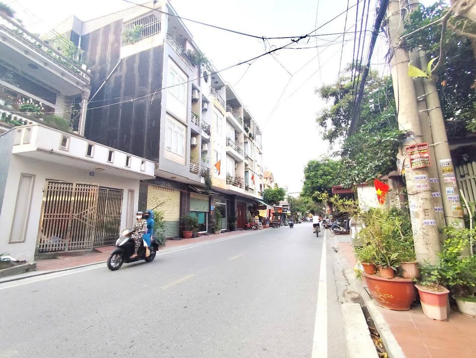 Nhà mặt đường Trực Cát, Lê Chân 112m² giá 10 tỷ - Vị trí đắc địa không thể bỏ lỡ!