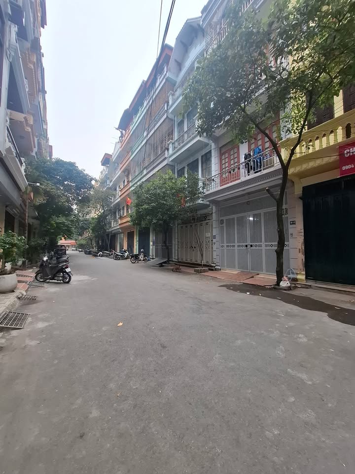 Nhà cho thuê 45m² 6 tầng tại đường Ngọc Hồi - Tiện nghi đầy đủ, giá hợp lý!