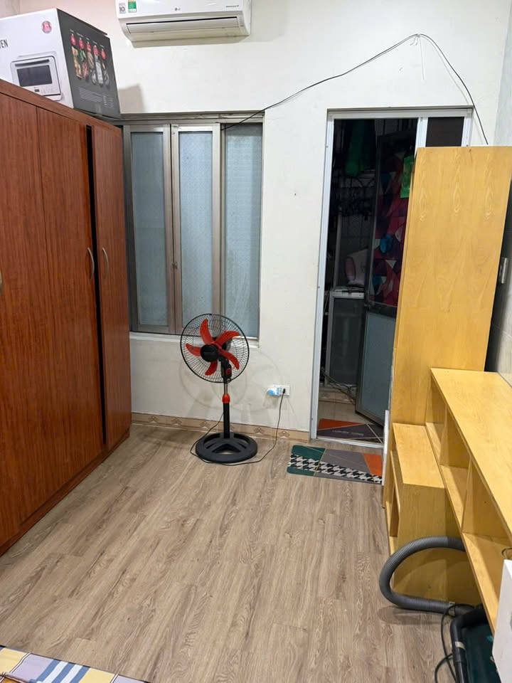 Nhà 2 tầng cho thuê tại Vĩnh Hưng, Hoàng Mai - Gần trường học và tiện ích