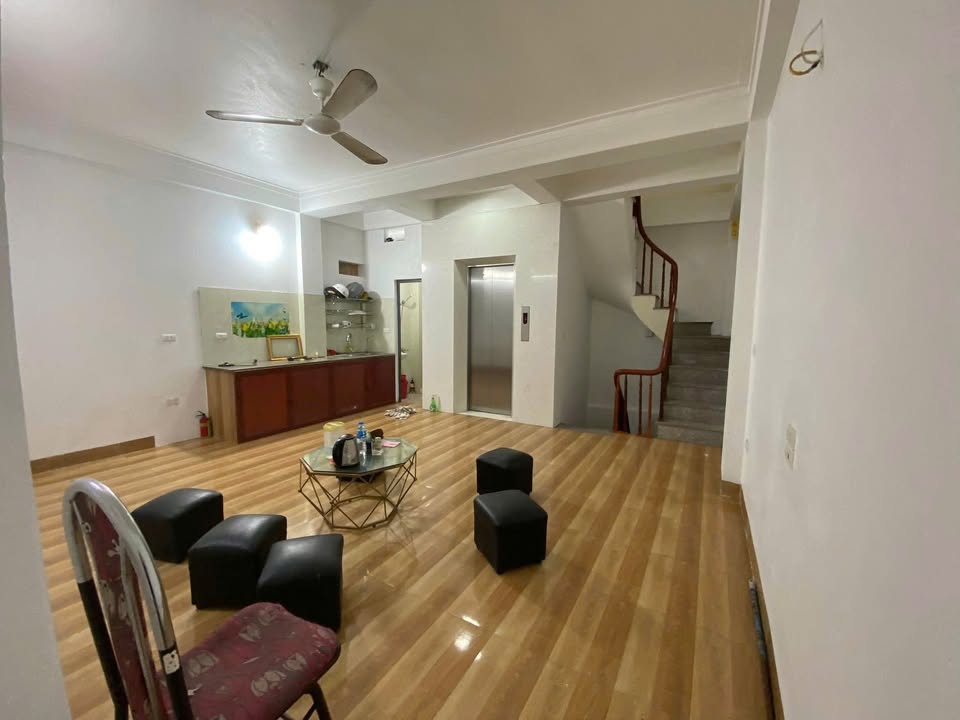 Căn hộ cho thuê tại Chùa Quỳnh, Bạch Mai 1PN giá 5.5 triệu - Tiện nghi đầy đủ!