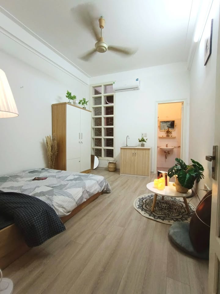 Cho thuê Studio 277 Quan Hoa 3.8 triệu - Tiện nghi đầy đủ