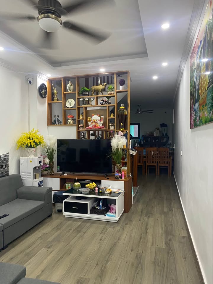 Nhà 3 tầng Nhân Hòa, Mỹ Hào 39m² giá 1.95 tỷ - Chính chủ bán gấp!