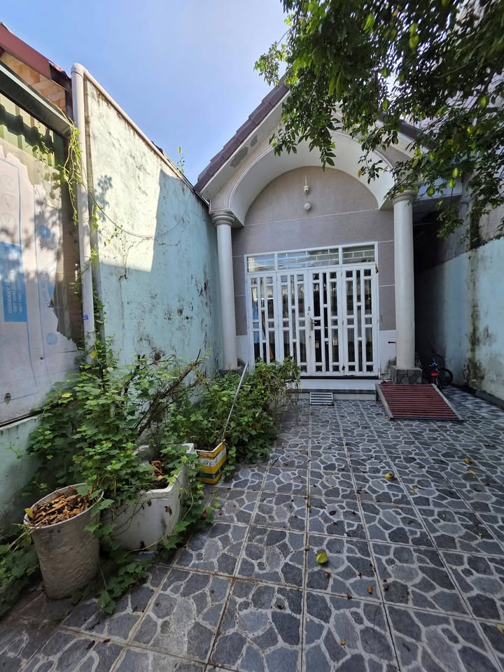 Nhà trệt lầu 134m² đường An Phú 18, Bình Chuẩn - Giá chỉ 3.7 tỷ VND!