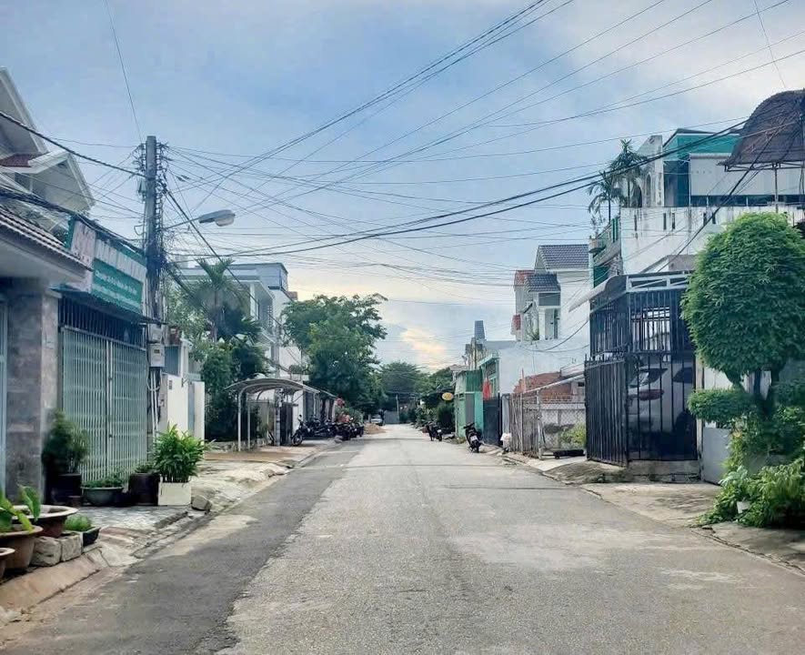 Nhà phố Phú Thủy, TP. Phan Thiết 153m² giá 2.99 tỷ - An ninh và tiện ích đầy đủ