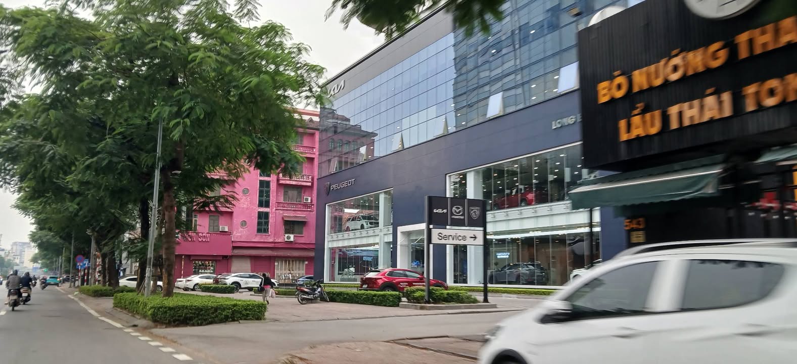 Nhà Phân Lô Bồ Đề - Nguyễn Văn Cừ 56m² giá 11 tỷ - Ô tô đỗ cửa, khu vực an sinh đỉnh cao!