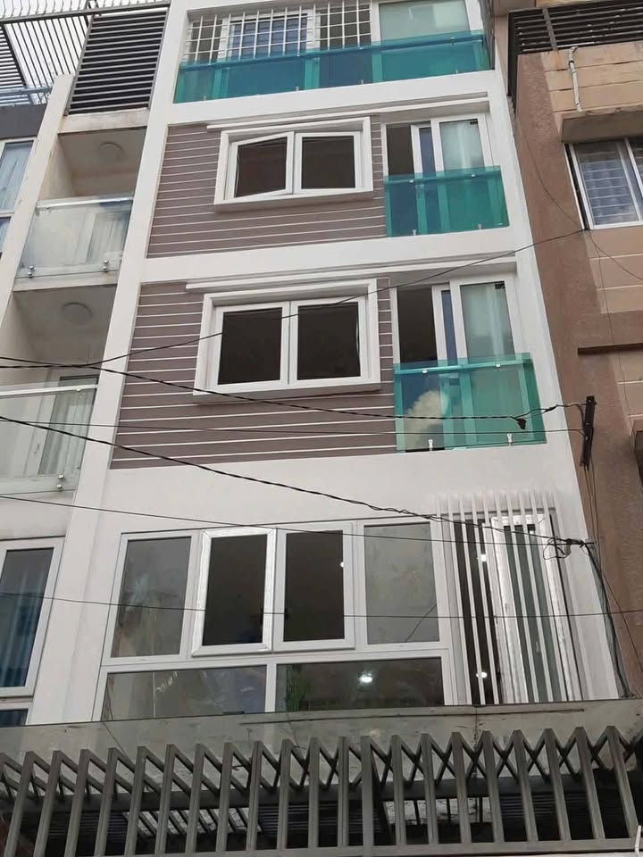 Căn hộ dịch vụ hẻm xe hơi quận Bình Thạnh 55m² giá 13 tỷ - Đầu tư sinh lời cao!