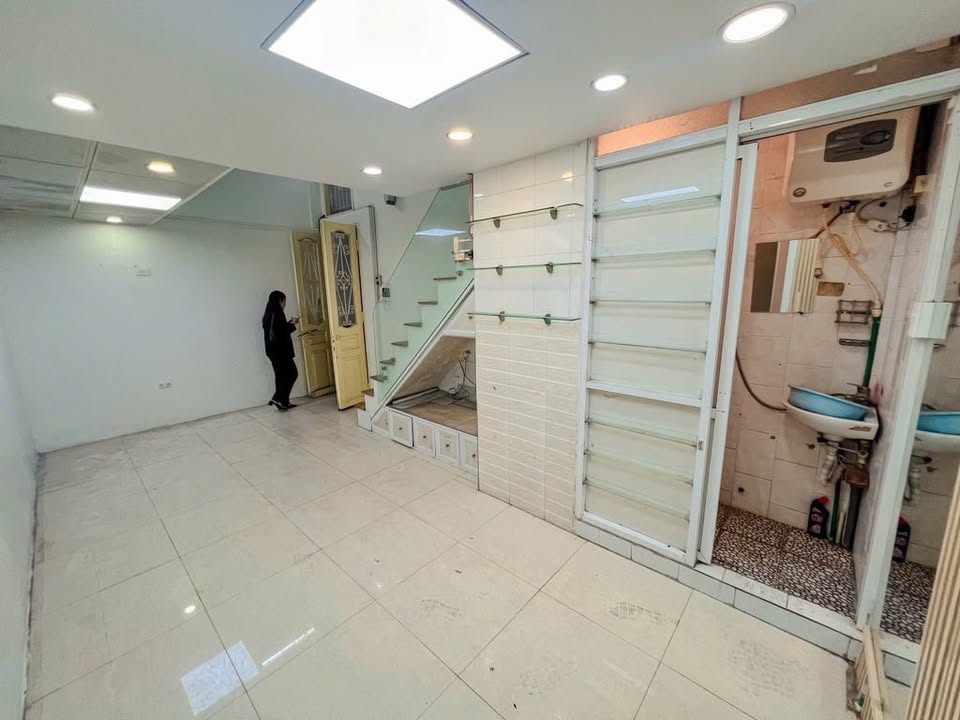 Nhà phố Phố Huế, Hai Bà Trưng 25m² giá 4 tỷ - Gần Hồ Gươm, Đầy đủ tiện nghi!