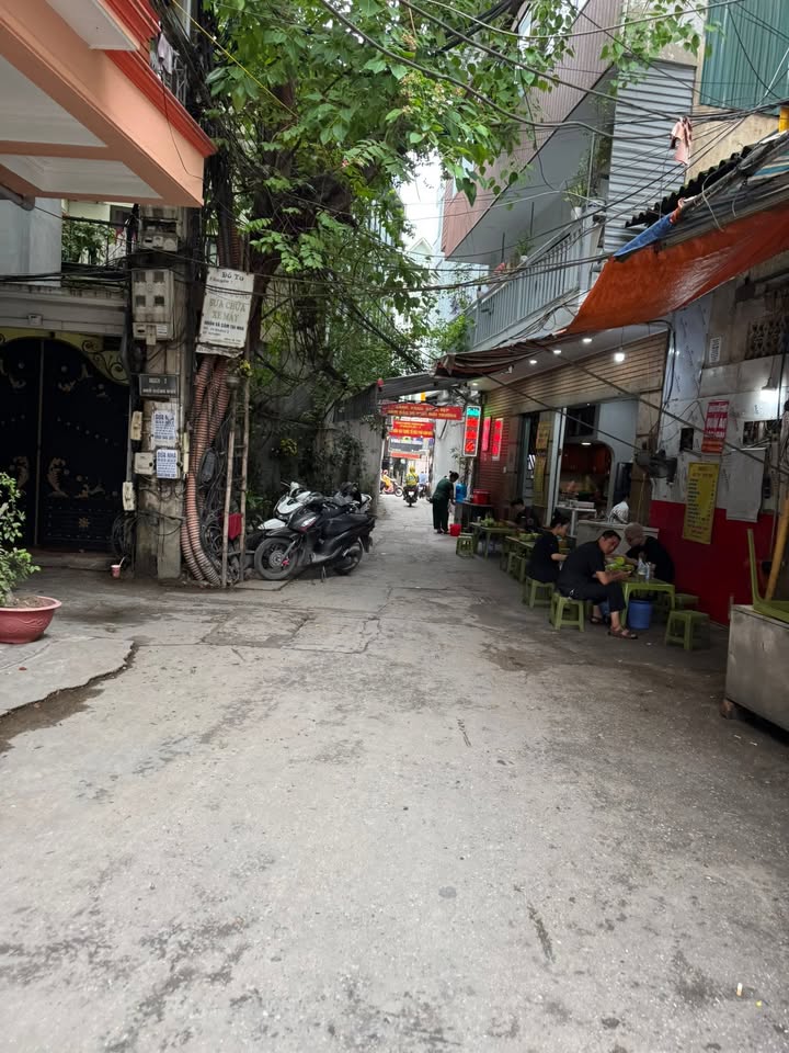 Đất vàng ngõ Giếng Mứt, Hai Bà Trưng 50m² giá 6.3 tỷ - Cơ hội đầu tư hiếm có!