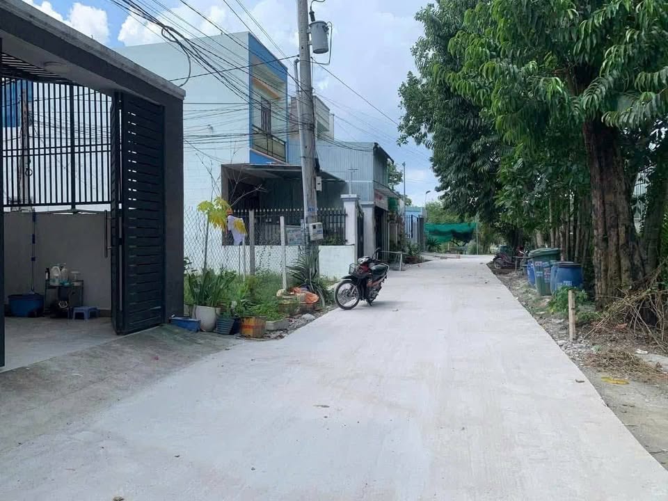 Bán đất mặt tiền Bình Nhâm 25, 192m² giá 4.25 tỷ - Nhà cấp 4 thoáng mát, sẵn sửa ở ngay!
