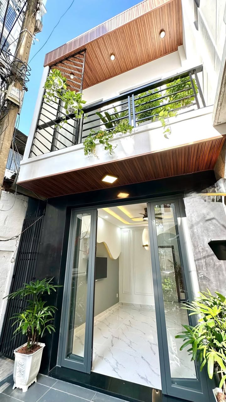 Nhà riêng Hồng Bàng, Quận 11 diện tích 49m² - Nhà đẹp, góc 2 mặt hẻm!