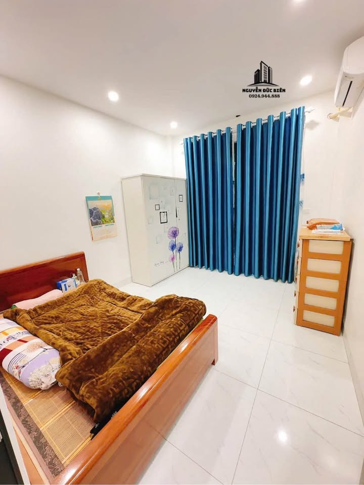 Nhà 3 tầng Tân Cổ Điển Trần Lãm, Thái Bình 43m² giá 1 tỷ - Đầu tư sinh lời tuyệt vời!