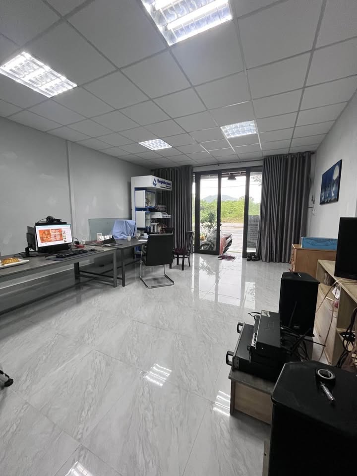 Nhà mặt tiền 10,5m tại Hòa Ninh, Đà Nẵng 80m² - Kinh doanh hay ở đều lý tưởng!