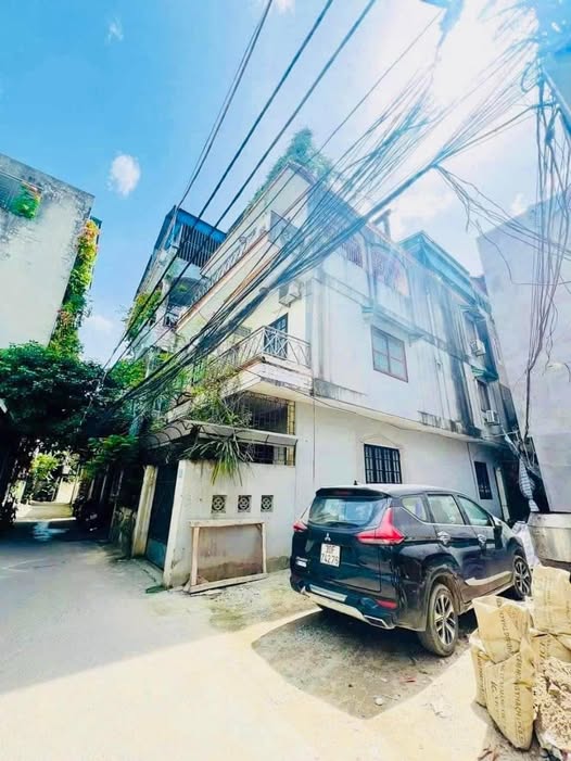 Đất nền Thượng Thanh Long Biên 55m² giá 7 tỷ - Ô tô vào đất, vị trí đẹp!
