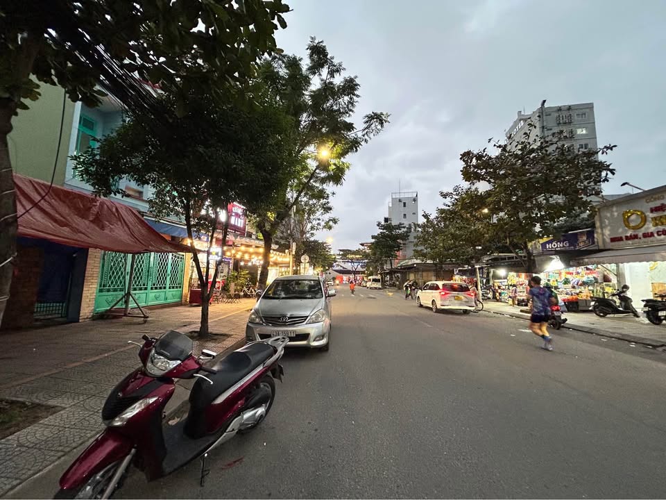 Đất mặt tiền Triệu Việt Vương, Sơn Trà 108m² giá 18 tỷ - Đầu tư sinh lời ngay!