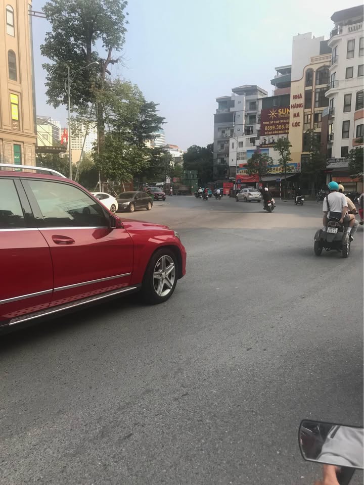 Nhà phố cho thuê Triệu Việt Vương - Hai Bà Trưng 80m² giá 50 triệu - Kinh doanh sầm uất!