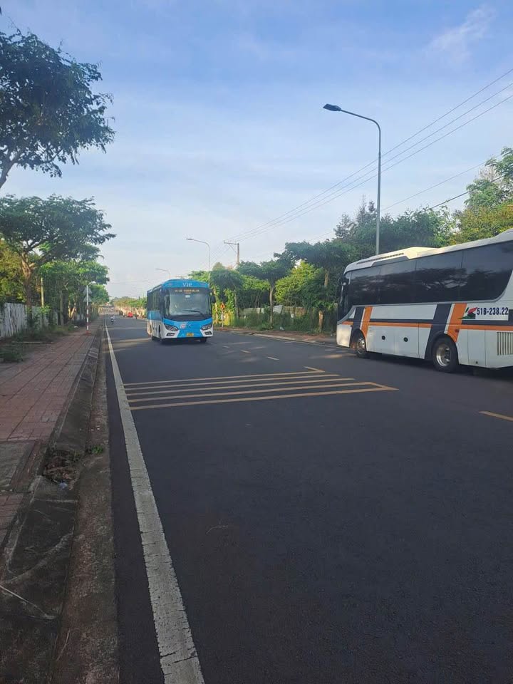 Đất 2 mặt tiền đường Lê Hồng Phong, TP Long Khánh, 840m², Giá 9 tỷ - Kinh doanh thuận lợi!