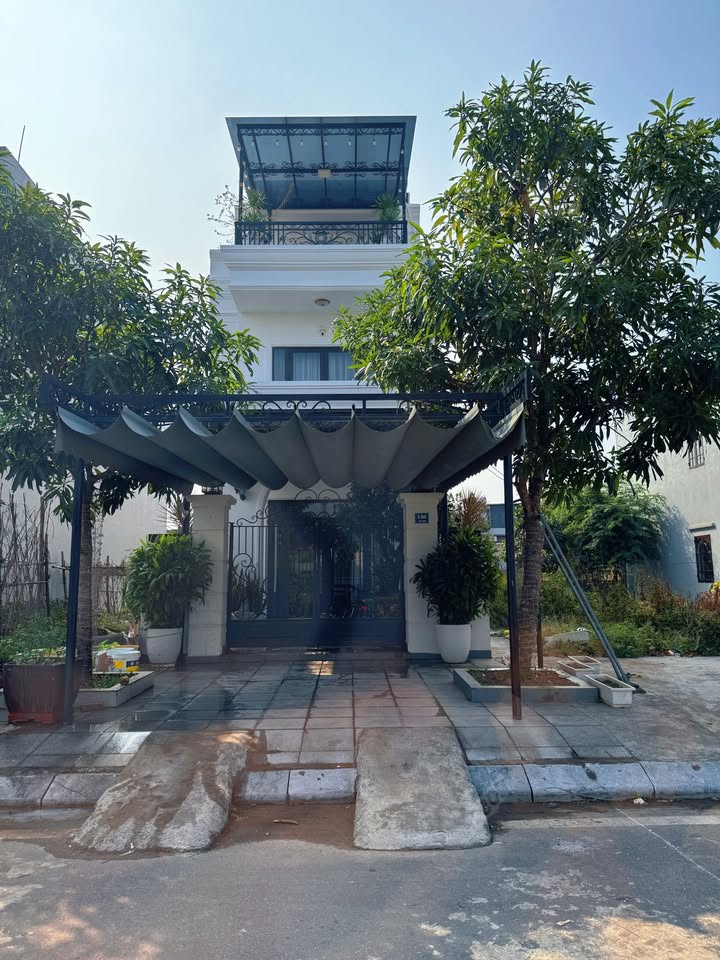 Nhà Đẹp 3 Tầng tại Khu TĐC Hải Xuân 100m² - Thiết kế hiện đại, sẵn sàng vào ở!