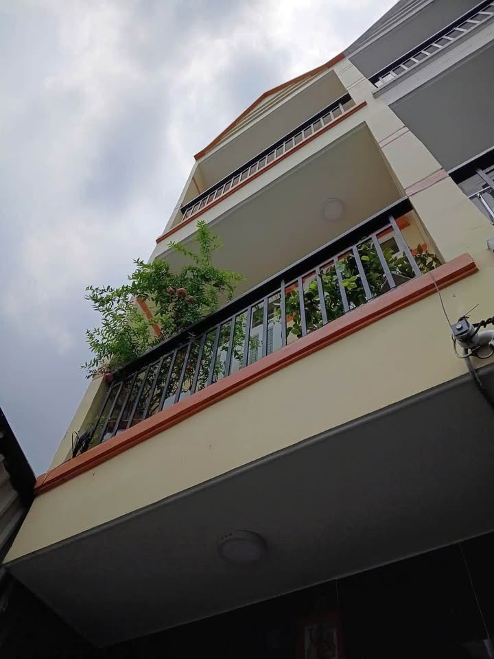 Nhà bán hẻm 3 Phú Định, quận 8, 24m² giá 2.5 tỷ - Chính chủ thương lượng!