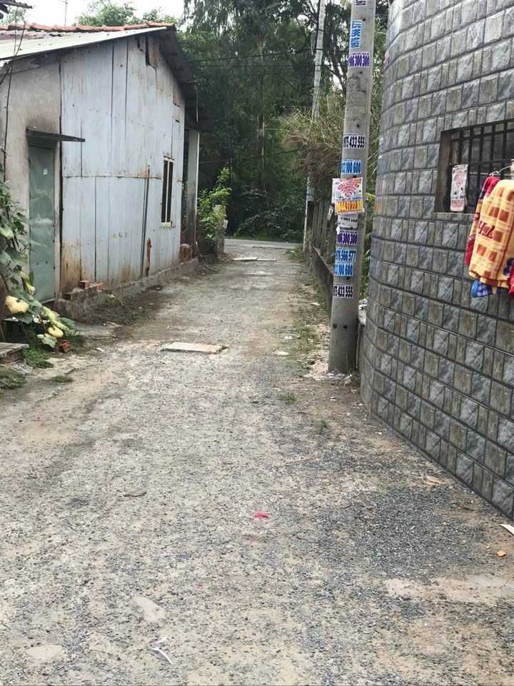 Đất nền Lê Minh Xuân 279.5m² giá 6 tỷ - Đường xe hơi, Chính chủ bán gấp!