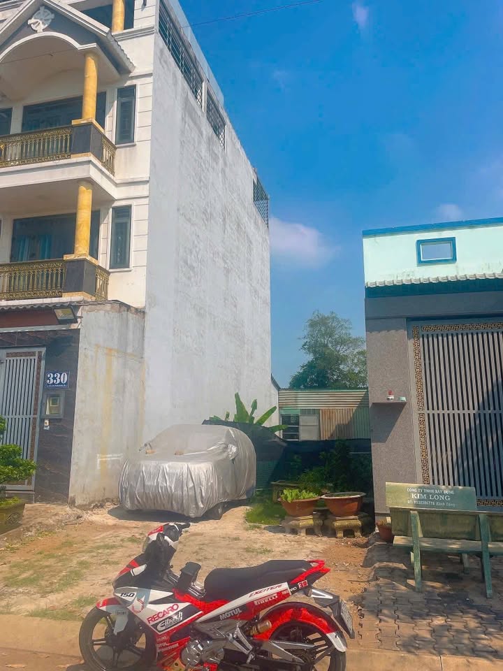 Đất mặt tiền đường số 2, Phạm Văn Hai, Bình Chánh 94.45m² giá 4.5 tỷ - Tiện ích đầy đủ!