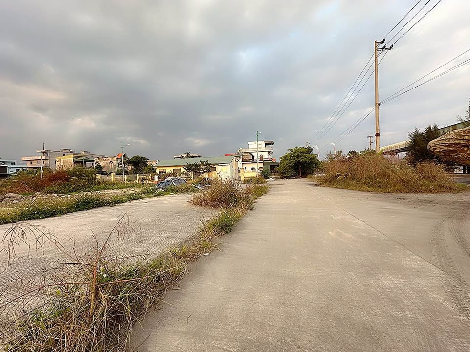 Đất nền chính chủ tại trung tâm TP Uông Bí 104,5m² - Sổ đỏ giao ngay!