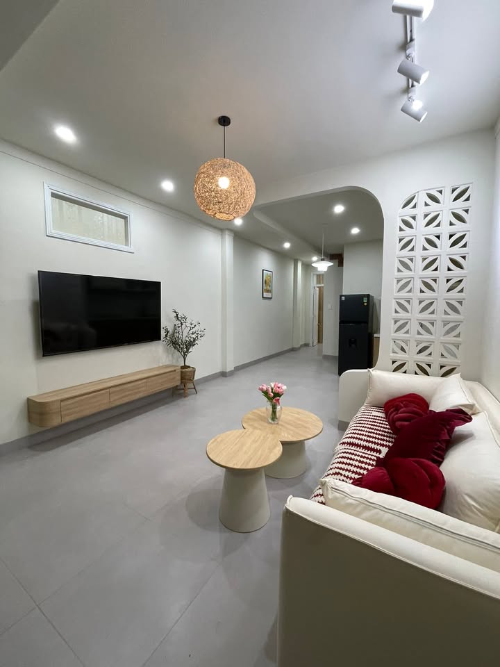 Nhà riêng Hẻm 24 Trần Hưng Đạo Buôn Ma Thuột 50m² giá 4.35 tỷ - Vị trí cực đẹp, sân rộng ô tô vào thoải mái!