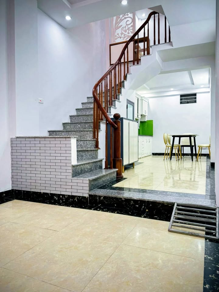 Nhà riêng Kiến Hưng Hà Đông 40m² giá 7 tỷ - Full nội thất, sẵn sàng vào ở!