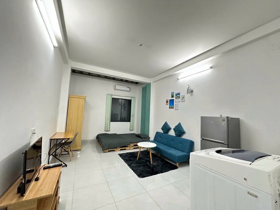 Nhà studio cho thuê tại Hoàng Kế Viêm, Tân Bình - Full nội thất, giá thỏa thuận!
