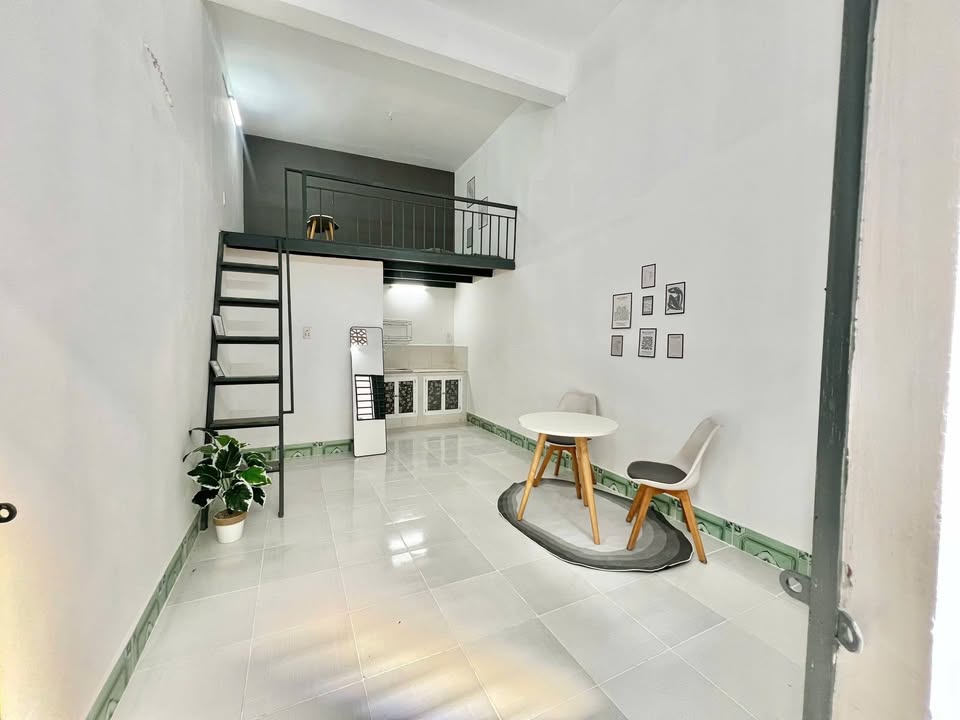 Phòng cho thuê 30m² tại Tân Bình - Gác lửng, không giới hạn người ở!