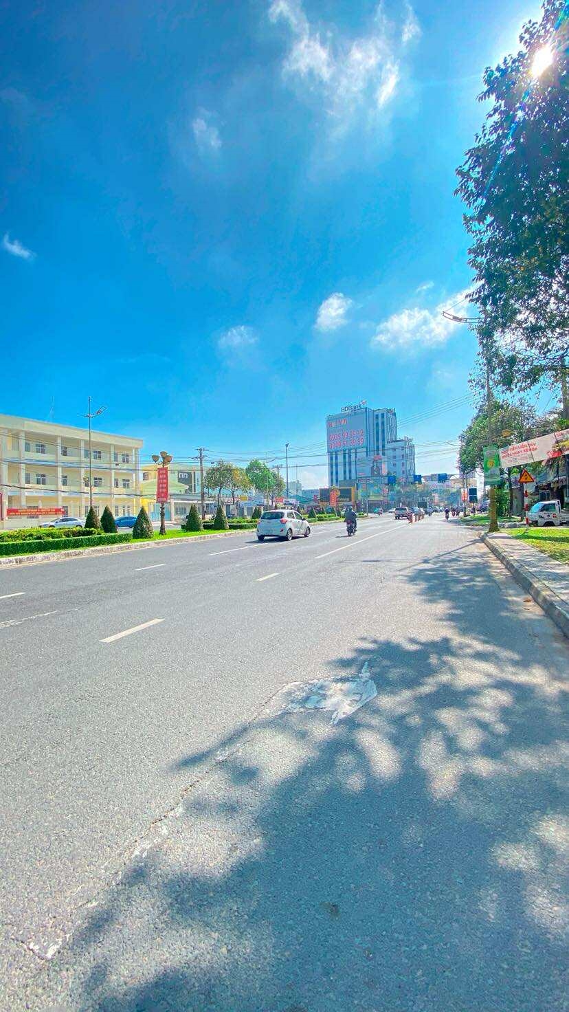 Cho thuê đất mặt tiền Võ Văn Kiệt, Ninh Kiều 900m² - Tiện ích kinh doanh lý tưởng!