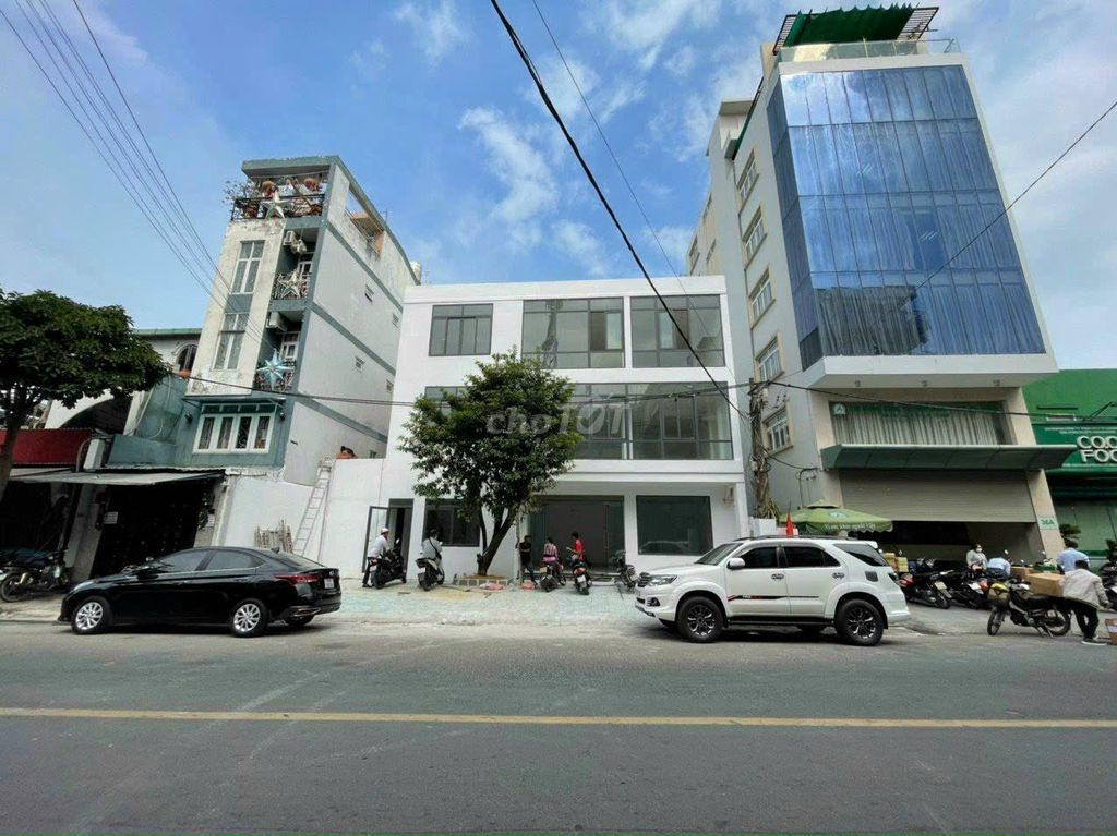 Cho thuê Building Mặt tiền Pasteur, P.6, Q.3 - Diện tích 1600m², Giá 250 triệu/tháng
