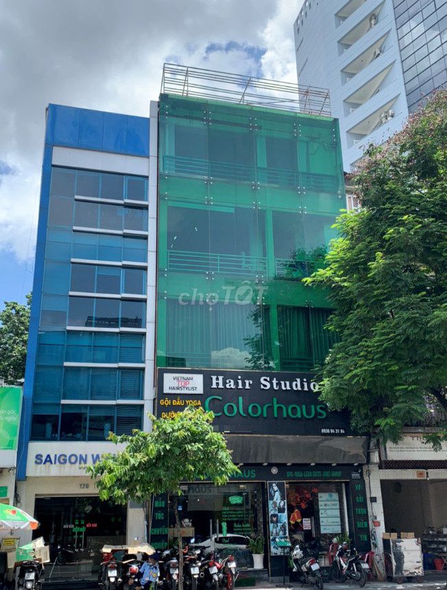 Nhà nguyên căn mặt tiền Cách mạng Tháng 8 Quận 1 660m² giá 130 triệu - Vị trí kinh doanh đắc địa!