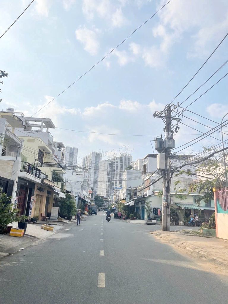 Nhà mặt tiền Cư xá Phú Lâm D, Quận 6 - 4x18m, giá 8.9 tỷ - Gần chợ Hồ Trọng Quý!